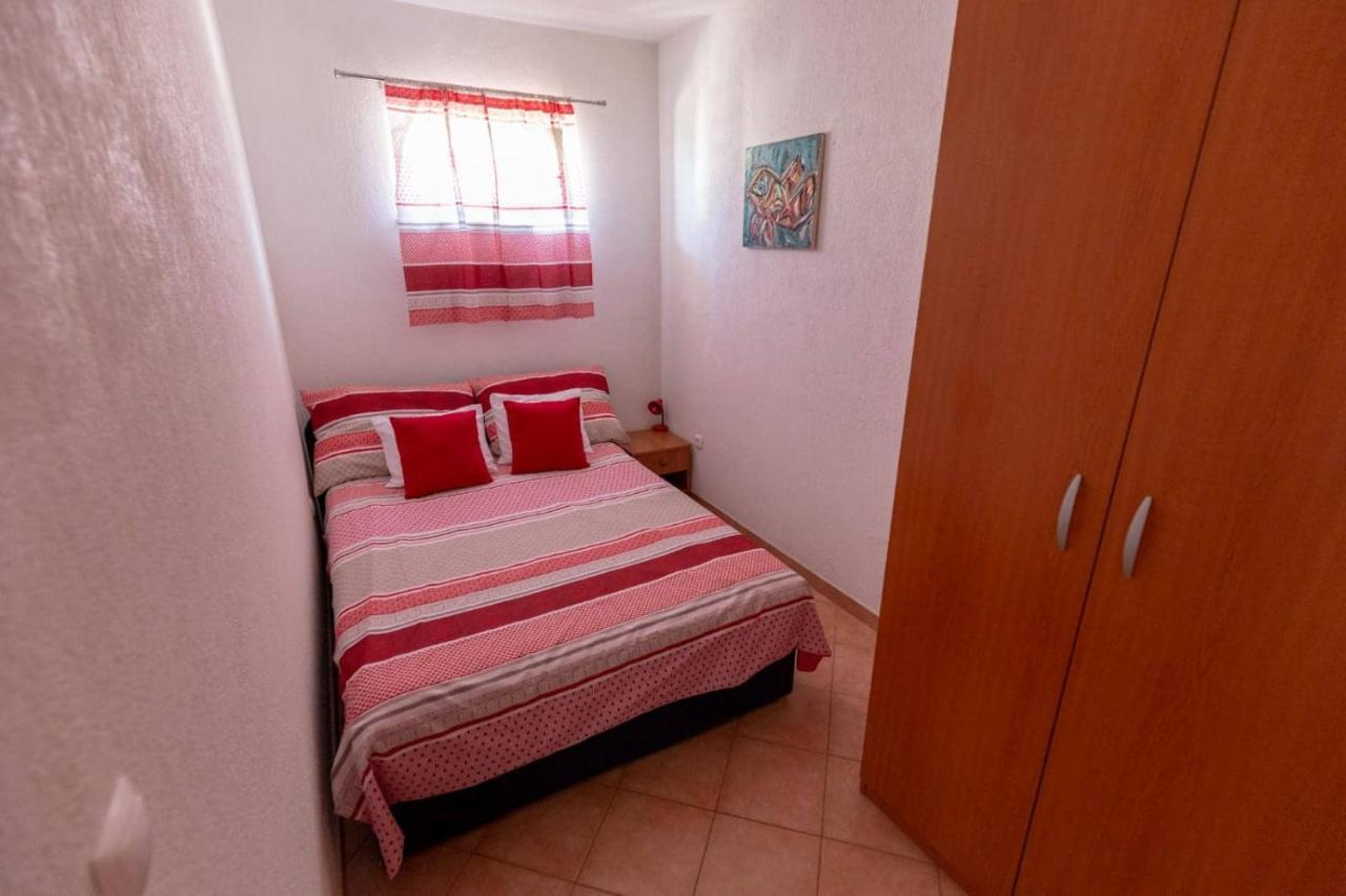 Apartments Elena Tučepi المظهر الخارجي الصورة