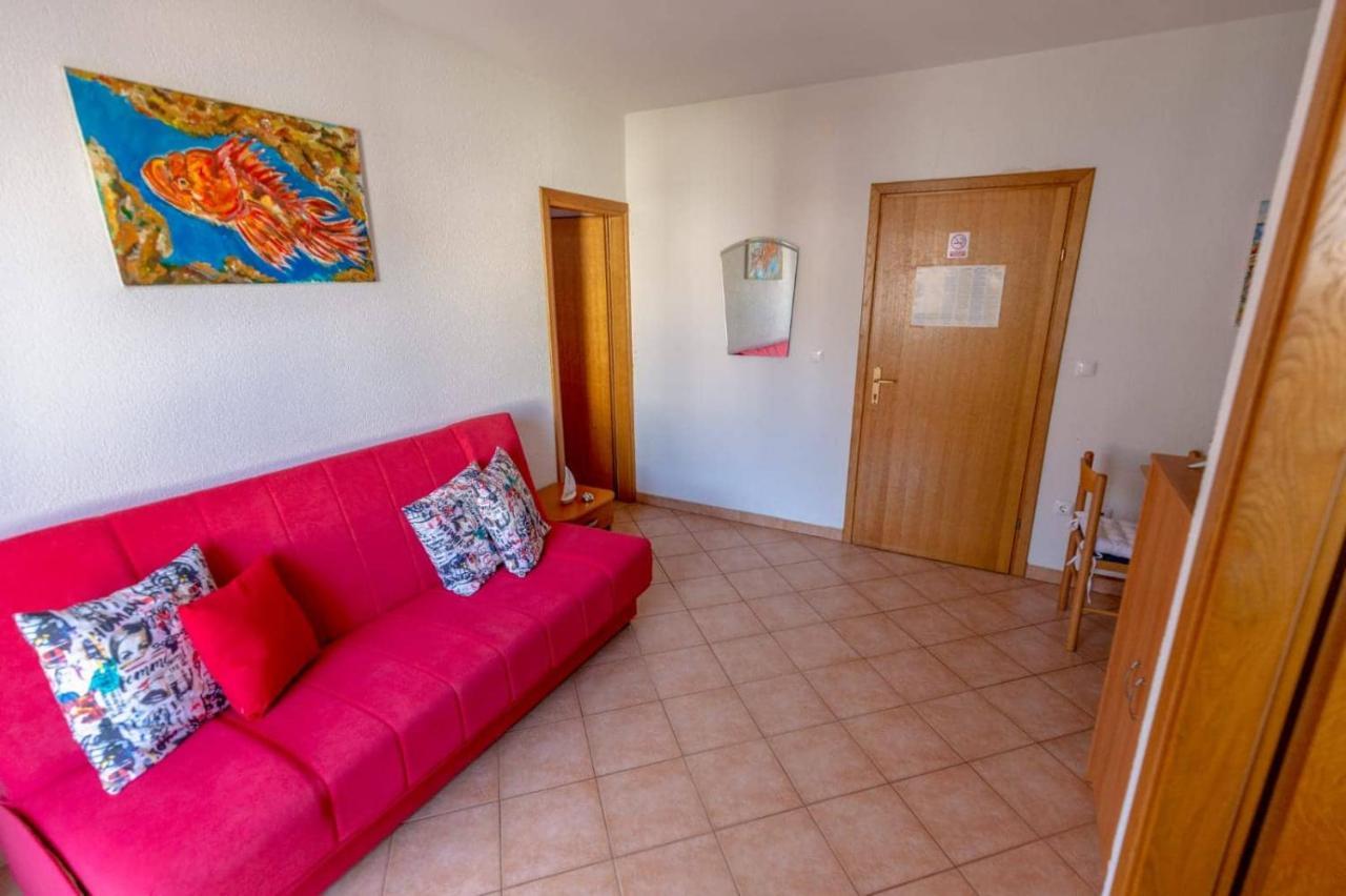 Apartments Elena Tučepi المظهر الخارجي الصورة