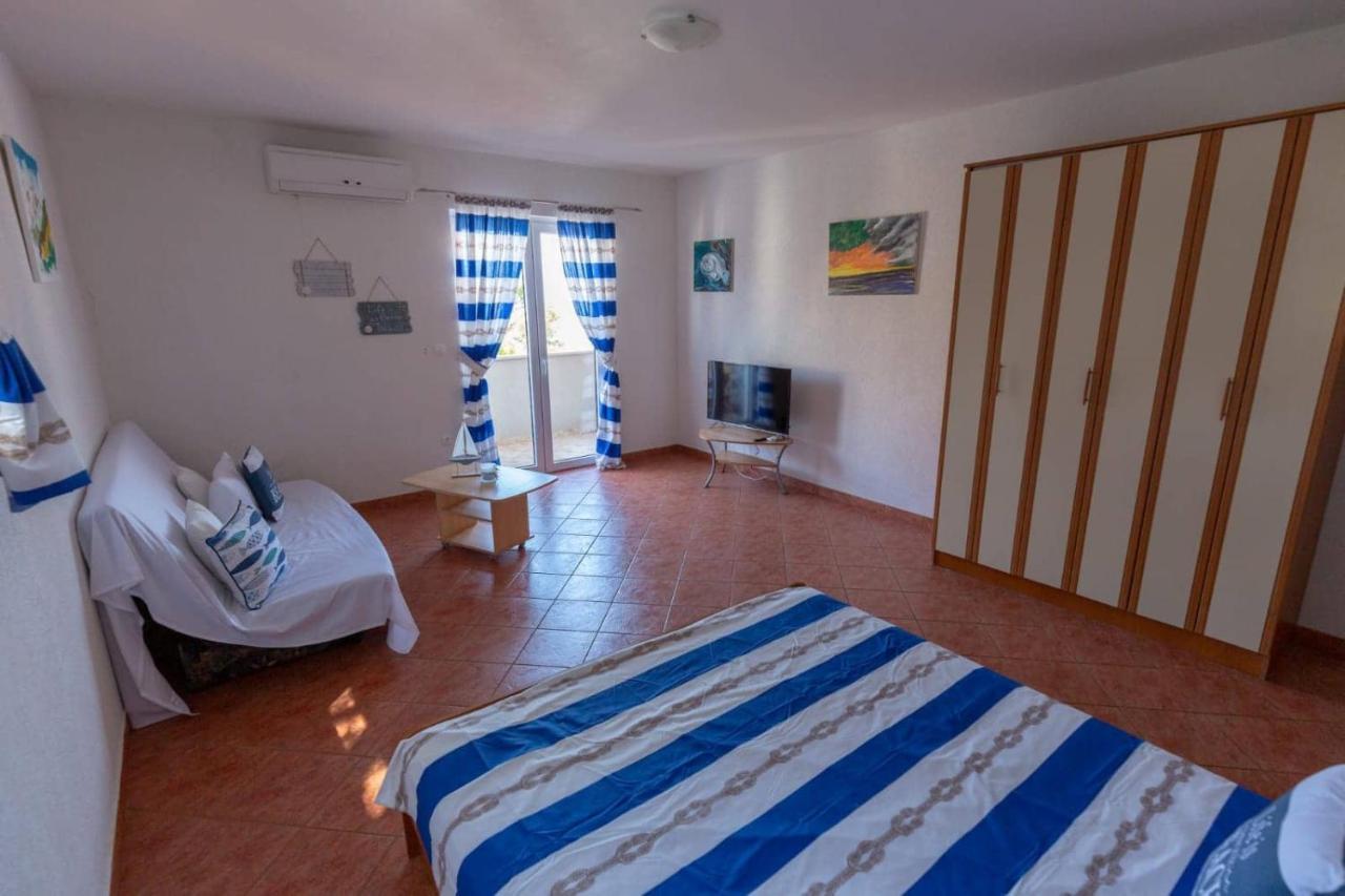 Apartments Elena Tučepi المظهر الخارجي الصورة