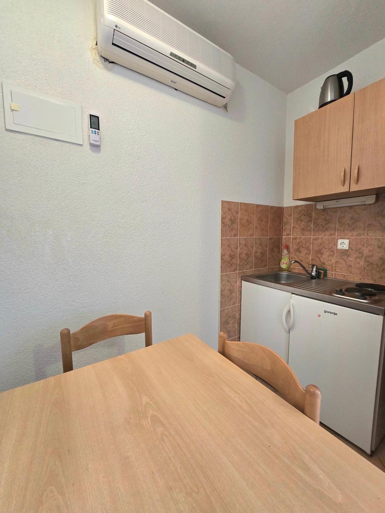 Apartments Elena Tučepi المظهر الخارجي الصورة